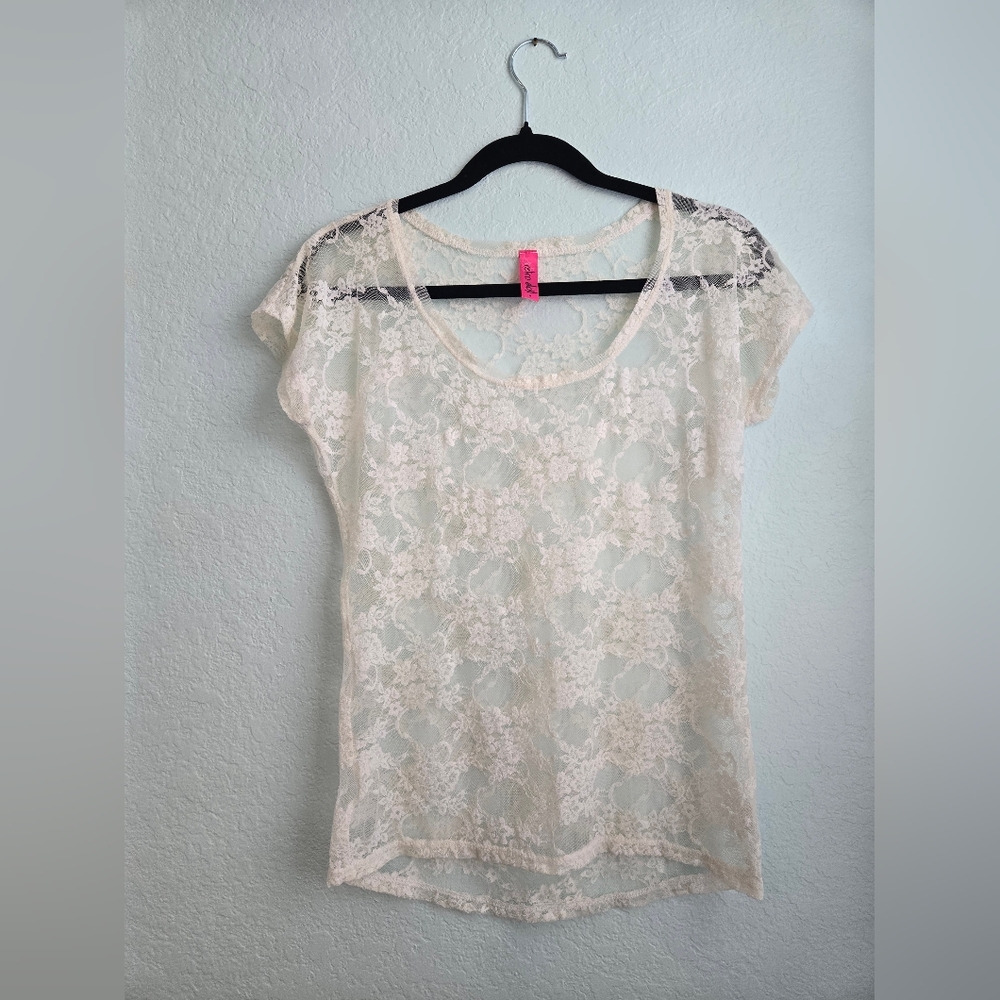 Retro Doll Elegant Hi-lo Women's Lace Top - Cream